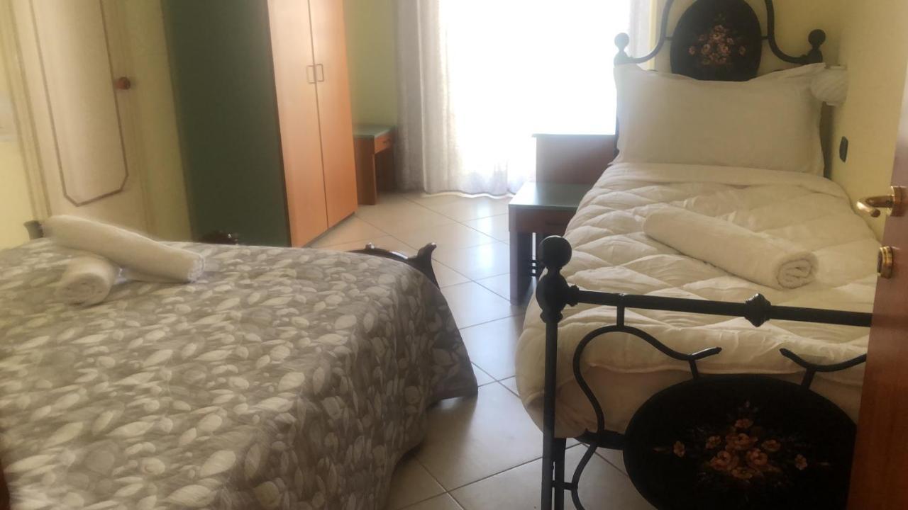 Hotel Taj Беттолле Экстерьер фото